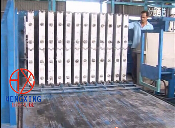 牆闆自動生産(chan)線 全自動輕質(zhì)牆闆機視頻