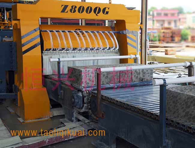 陶粒泡沫(mò)混凝土砌(qi)塊切割設(she)備|水泥發(fa)泡磚切割(gē)生産線